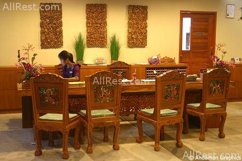 Baan Laimai Beach Resort 3